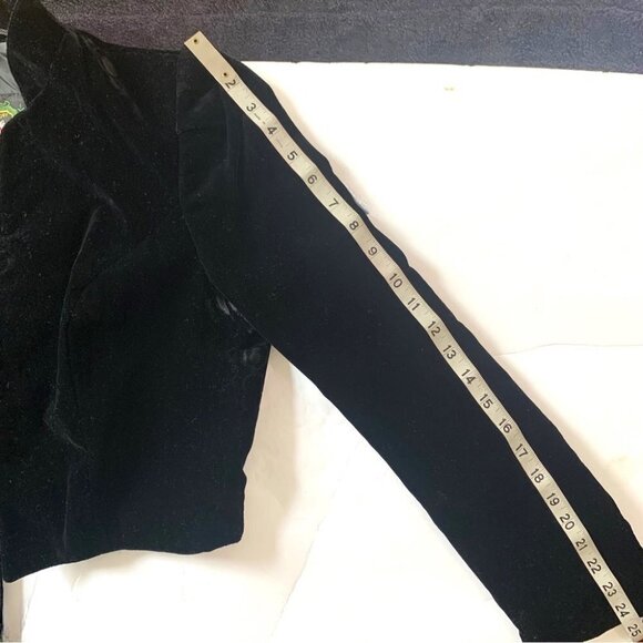 SALZBURGER TRACHTEN  AUS ÖSTERREICH VON WENGER VELVET BLACK BLAZER MADE AUSTRIA - Picture 10 of 14